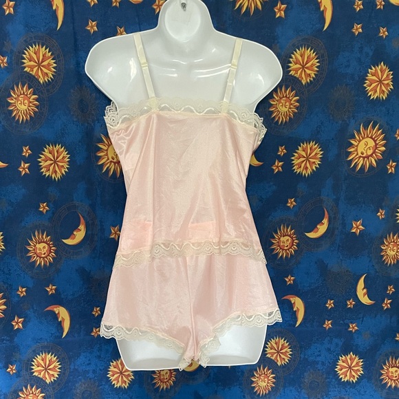 Vintage Undercover Wear Sabrina Carpenter set - Picture 2 of 11